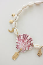 Load image into Gallery viewer, Lucky Scallop Necklace
