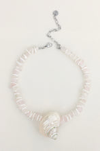 Load image into Gallery viewer, Rose Quartz Shelly Turbo Necklace