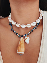Load image into Gallery viewer, Sandy Steps Necklace