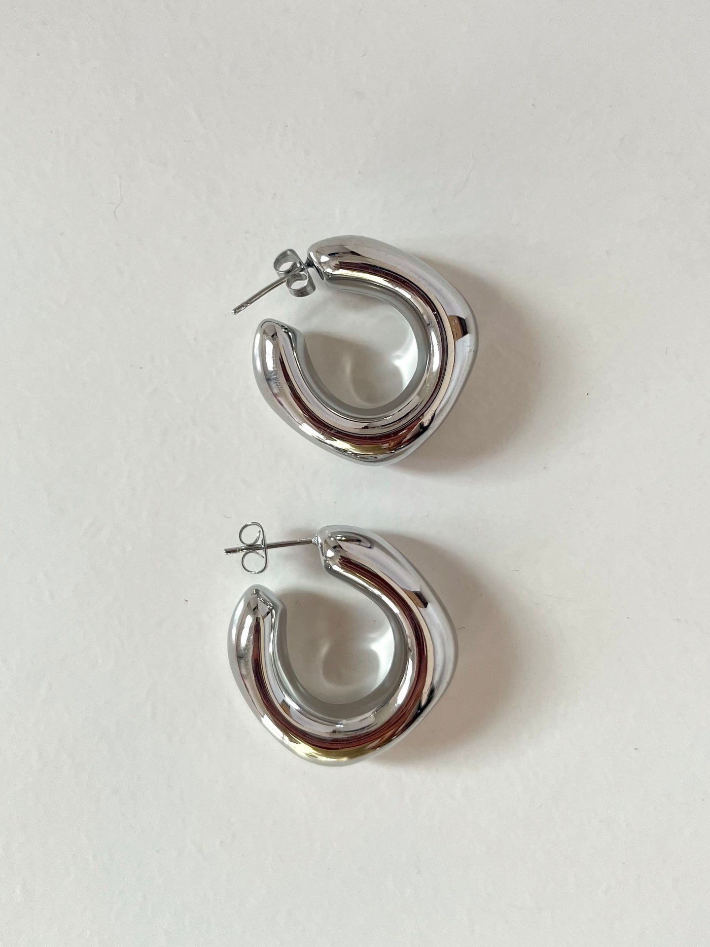 Carmen Hoop Earrings (silver)