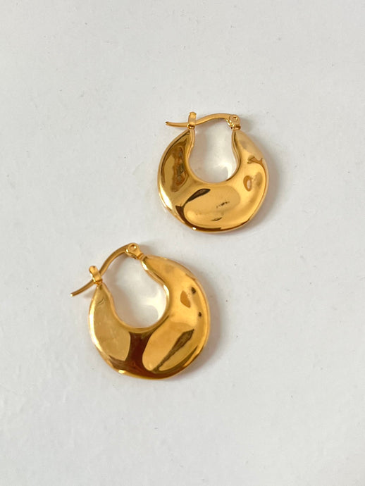 Vintage Textured Hoop Earrings (gold)