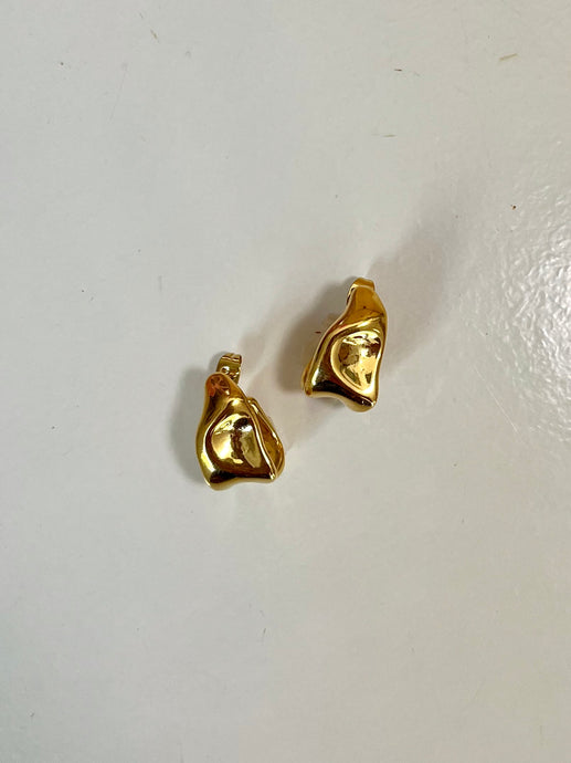 Textured Stud Earrings (gold)