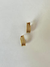Load image into Gallery viewer, Madolyn Stud Earrings
