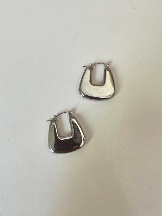Chad Hoop Earrings (silver)