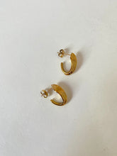 Load image into Gallery viewer, Bell Stud Earrings