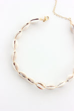 Load image into Gallery viewer, Golden Cowrie Shell Necklace (beige)