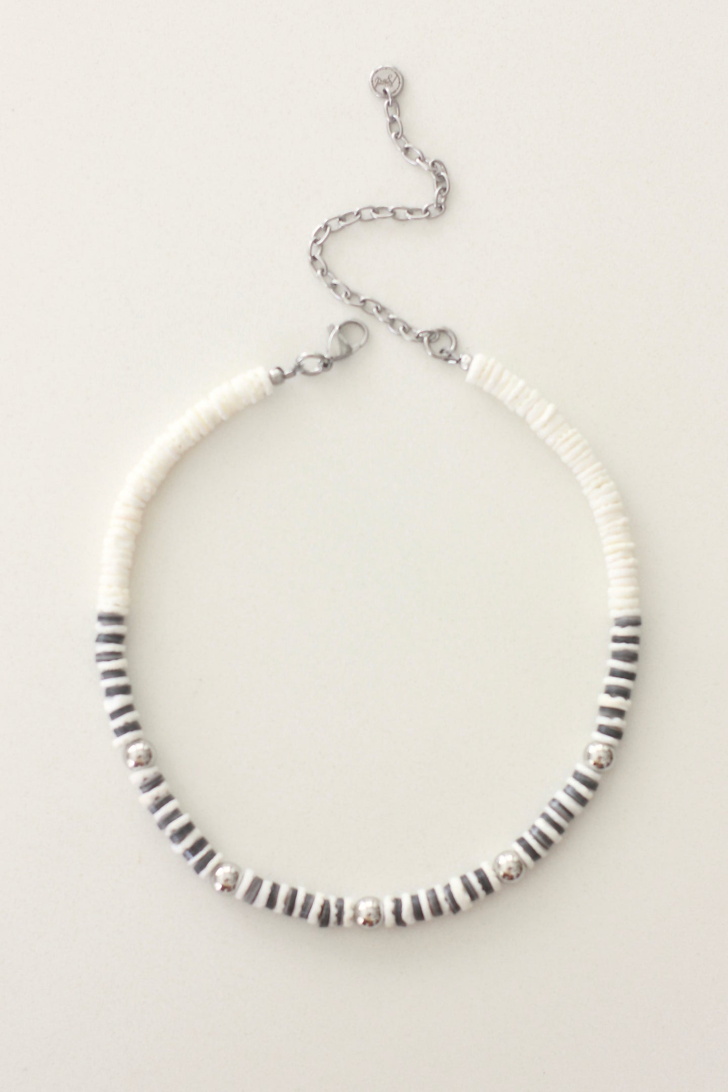 Laurel Surfer Necklace (silver)