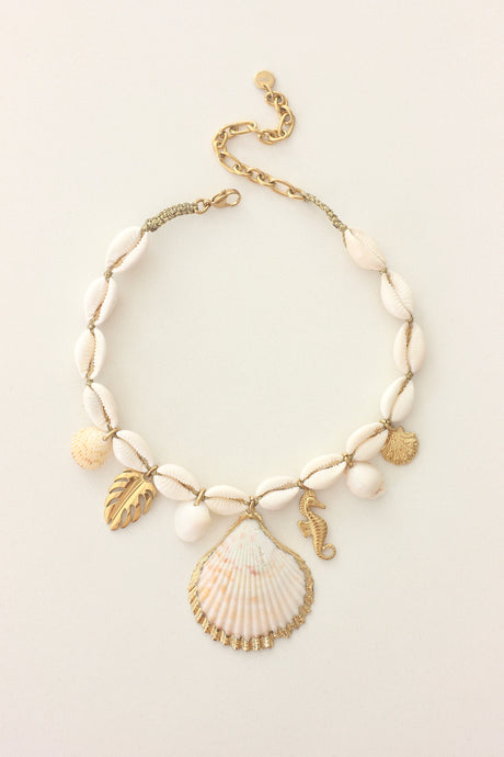 Tropical Vibe Cowrie Necklace