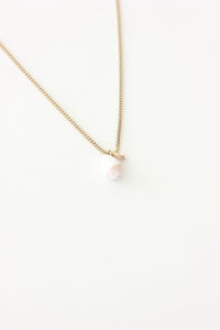Little Come Shell Necklace