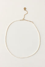 Load image into Gallery viewer, Daisy Necklace