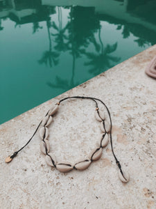 The Oversized Cowrie Choker (water resistant)
