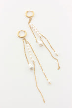 Load image into Gallery viewer, Freshwater Pearl Long Earrings
