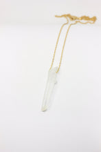 Load image into Gallery viewer, Aura Quartz necklace (long)