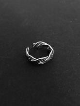 Load image into Gallery viewer, Braid Sterling Silver Ring